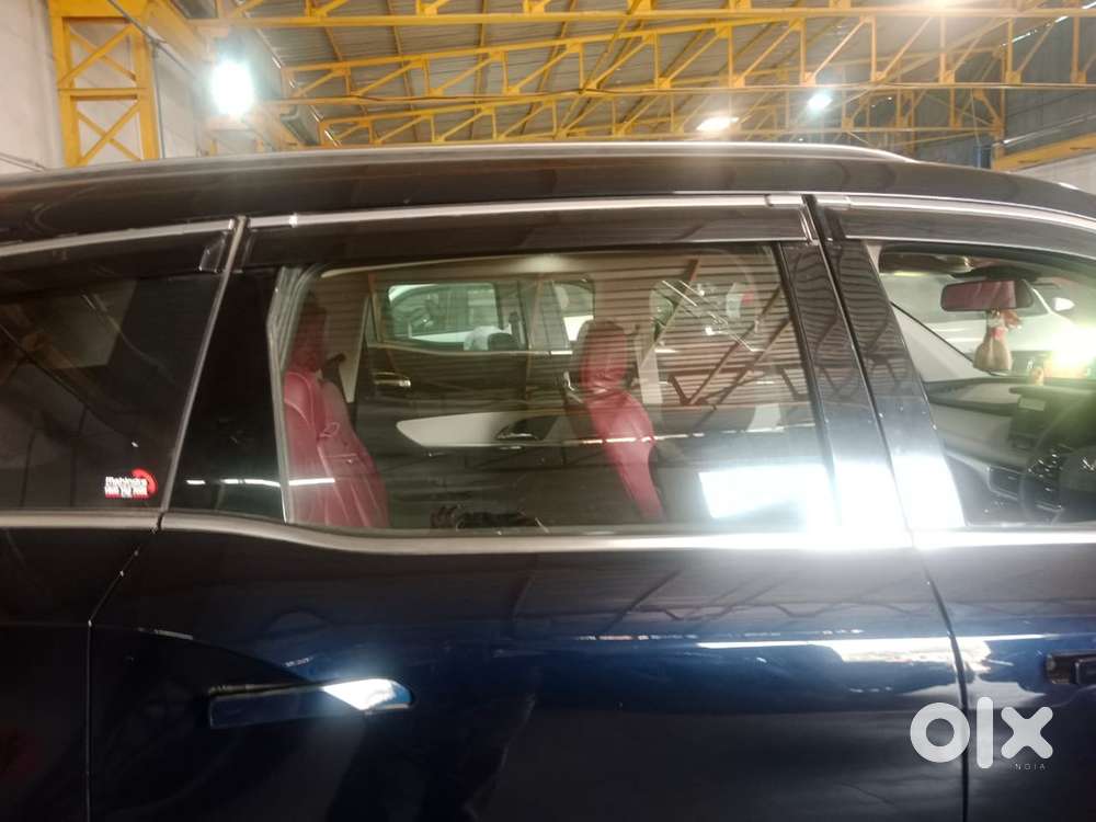 Mahindra Xuv700 Petrol 2025