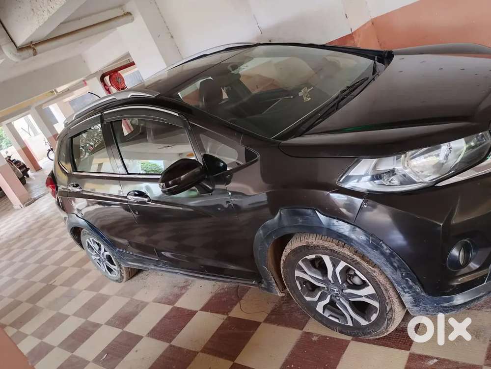 Wrv Sunroof Alloy Wheels Keyless Entry