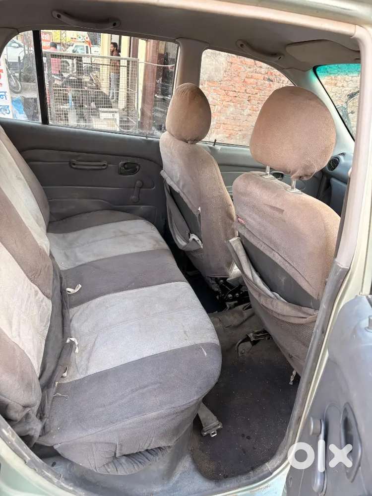 Hyundai New Santa Fe 2004 Lpg 90000 Km Driven