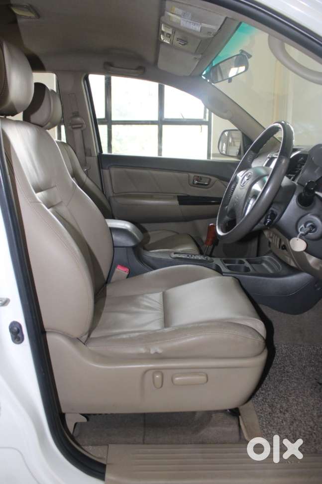Toyota Fortuner 3.0 4x2 Automatic, 2012, Diesel