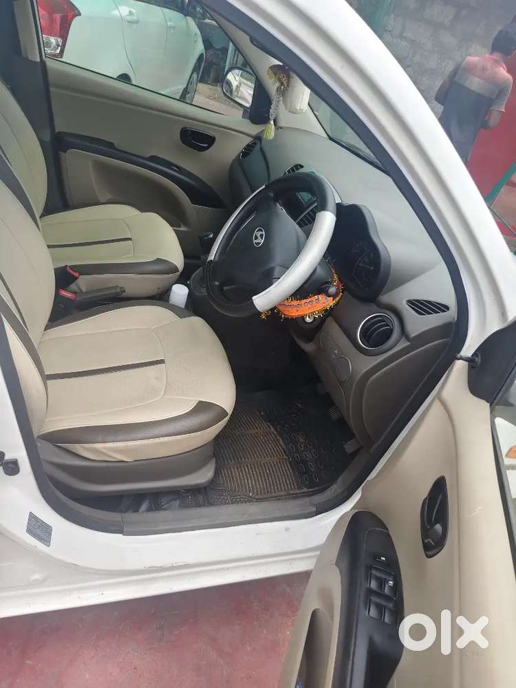 Hyundai I10 Sportz 2013 Car