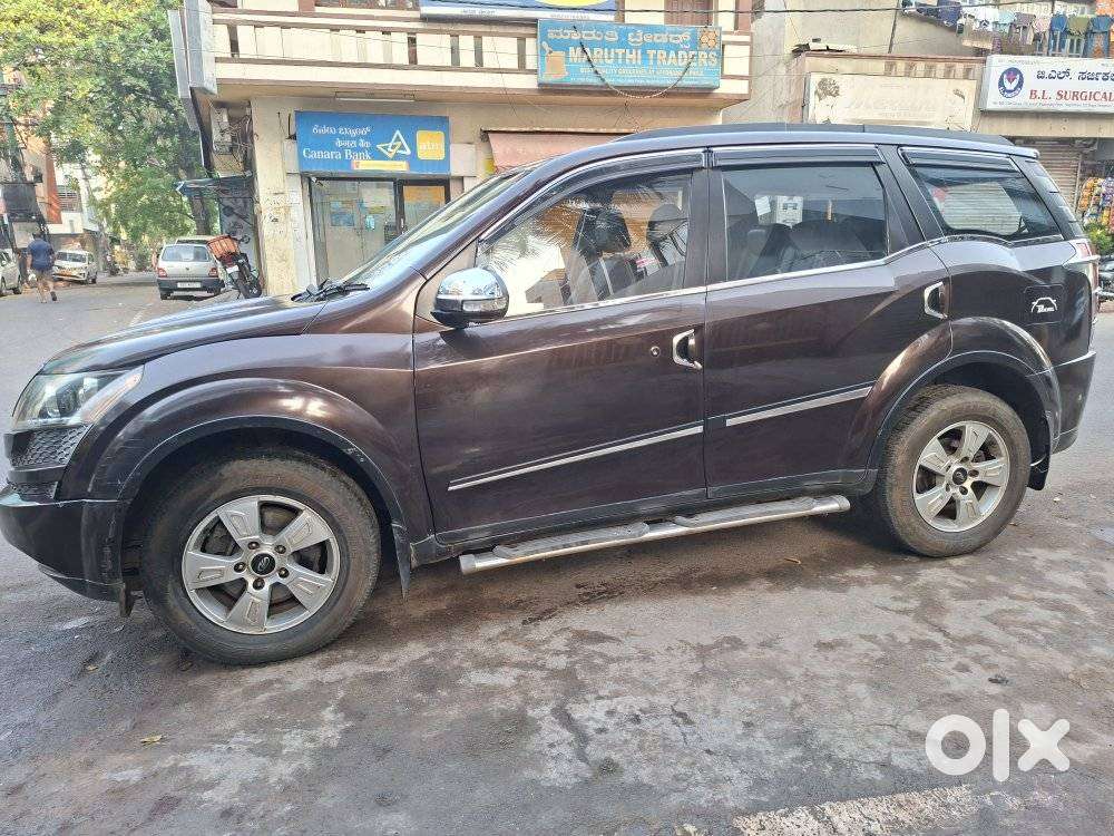 Mahindra Xuv500 W8 Dual Tone, 2013, Diesel