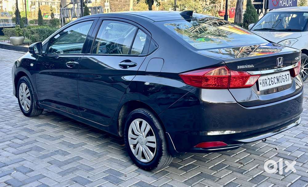 Honda City 1.5 Sv I-vtec Mt, 2015, Petrol