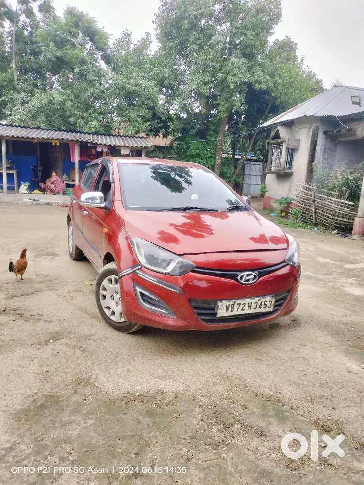 Hyundai I20 2012 Diesel 150000 Km Driven