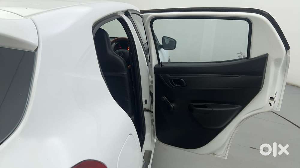 Renault Kwid 2019-ongoing 1.0 Rxt (o), 2018, Petrol