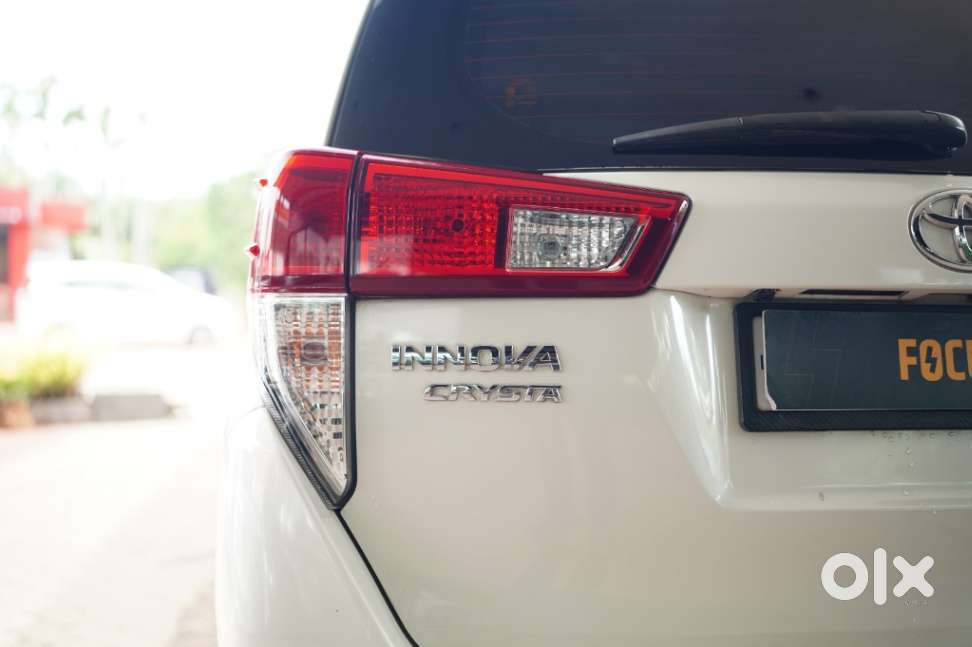 Toyota Innova Crysta 2.8z Automatic, 2017, Diesel