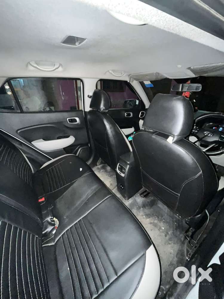 Hyundai Venue Petrol 2023