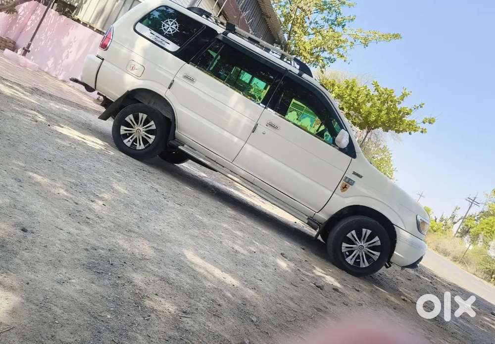 Chevrolet Tavera 2014 Ls B3