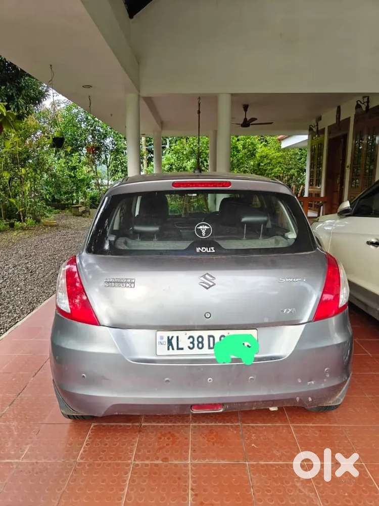 Maruti Suzuki Swift Vxi 2014 (doctor Owned)