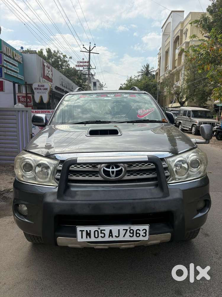 Toyota Fortuner Sportivo 4x4 Mt, 2011, Diesel
