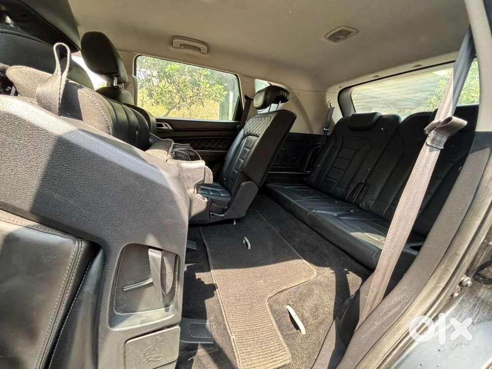 Mahindra Alturas G4 2019 Diesel Well Maintained