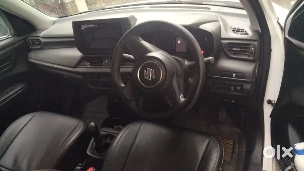 Maruti Suzuki Swift 2025 Petrol 17900 Km Driven