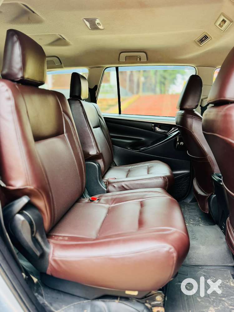 Toyota Innova Crysta 2.4 G Mt, 2021, Diesel