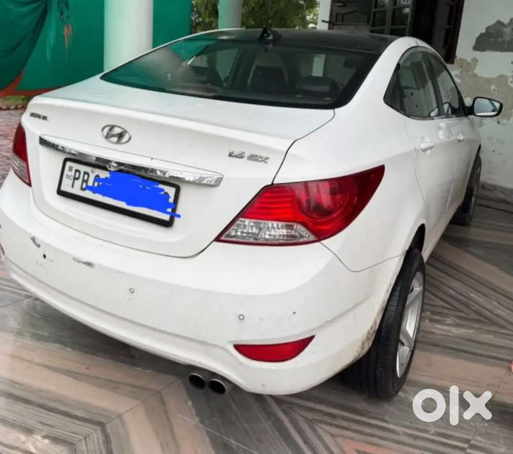 Verna Fluidic With Alloys 2013 White Color Desiel 1.6 Sx