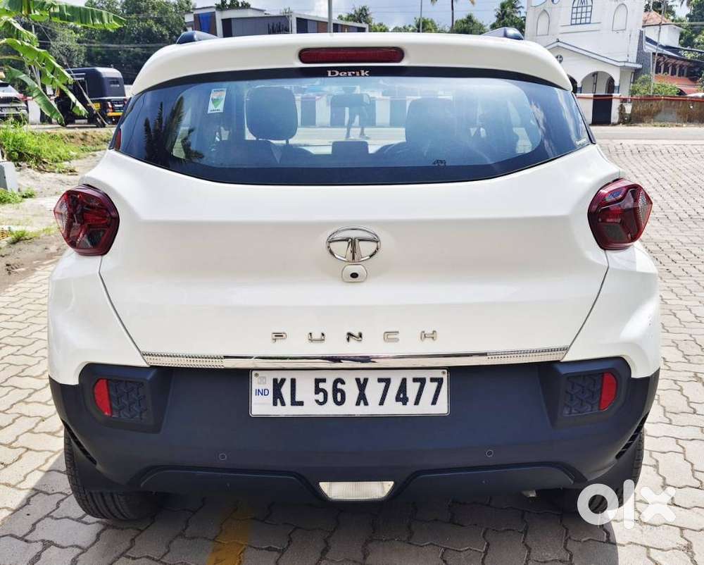 Tata Punch Camo Adventure Mt, 2022, Petrol