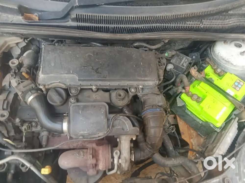 बिल्कुल Ok Car 4 टायर New Battry