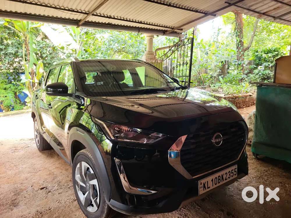 Nissan Magnite 2024 Petrol Amt 4000 Km Driven