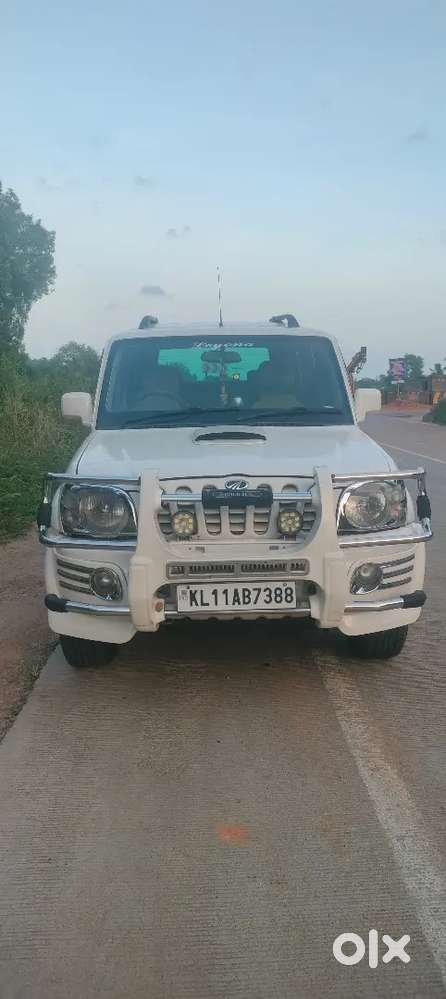Mahindra Scorpio Classic 2008 Diesel 120000 Km Driven