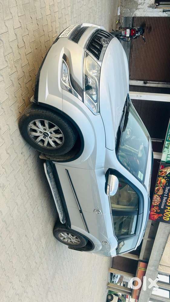 Mahindra Xuv500 2.2 W10 Sportz Edition Mt, 2015, Diesel
