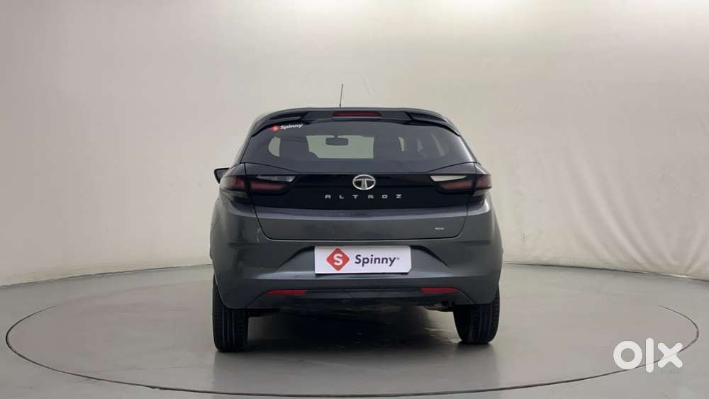 Tata Altroz 1.2 Xma Plus, 2023, Petrol