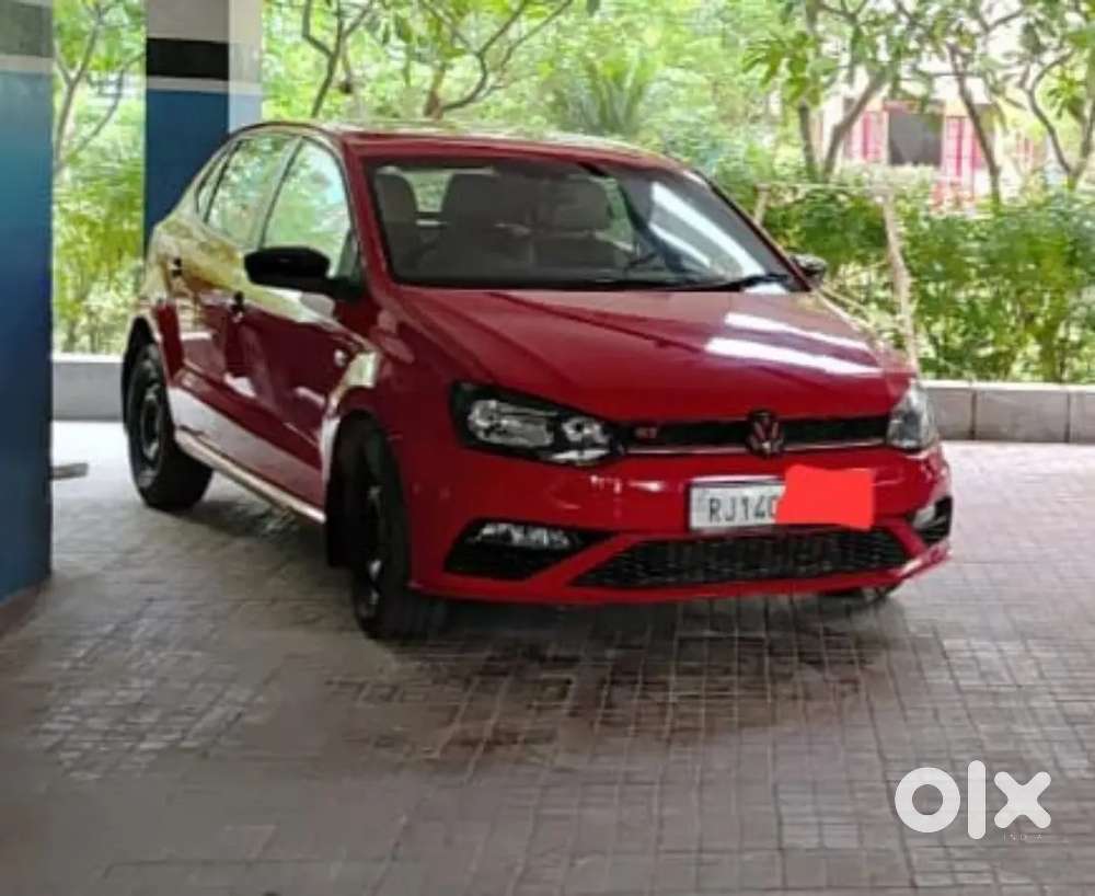 Volkswagen Polo 2011 Petrol 102000 Km Driven
