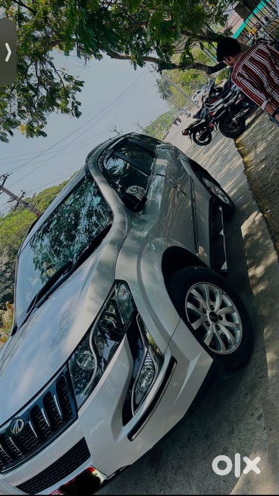 Mahindra Xuv500 Very Less Used Govt Official Used Full Showroom Track