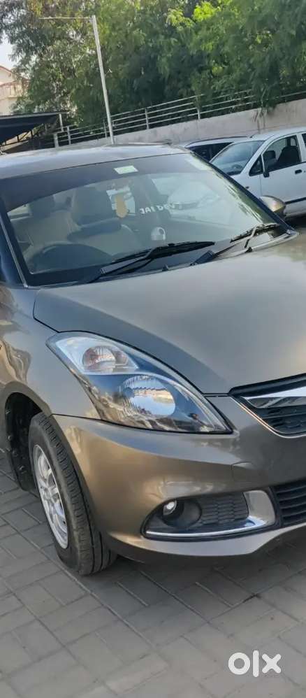 Maruti Suzuki Dzire 2015 Petrol 61500 Km Driven