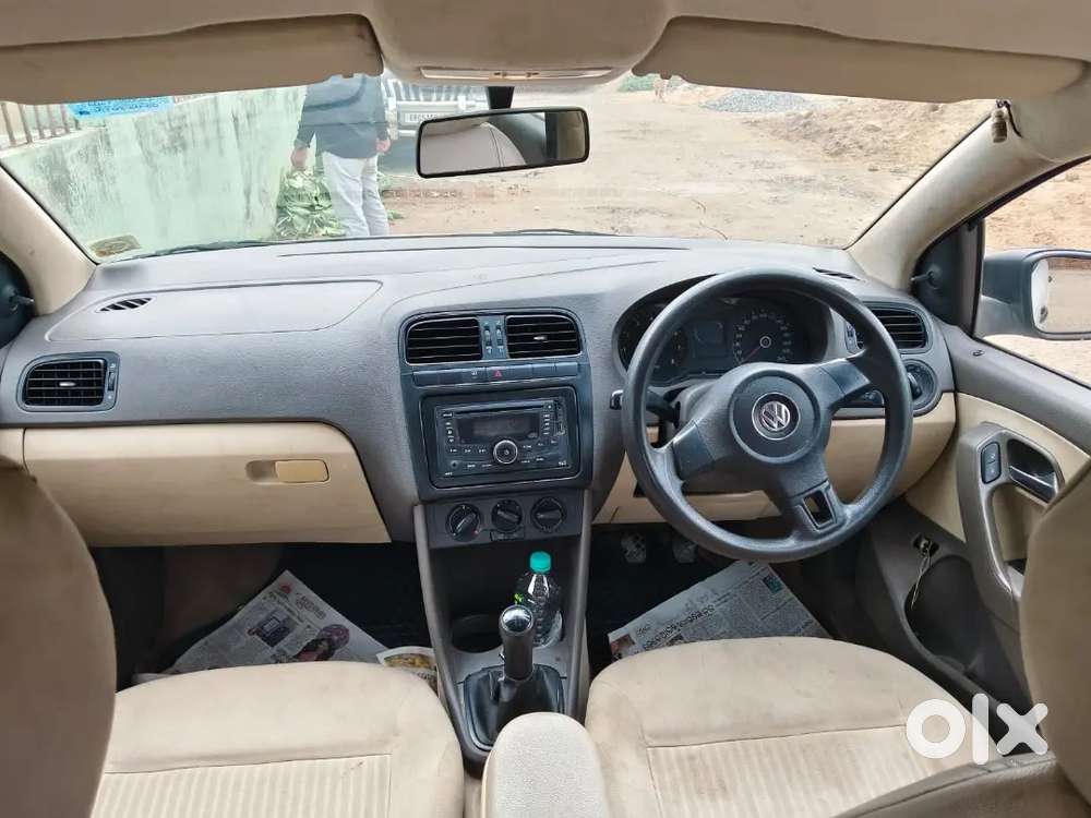 Volkswagen Vento 2013 Petrol 71600 Km Driven