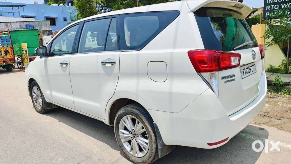 Toyota Innova Crysta 2.8z Automatic, 2018, Diesel
