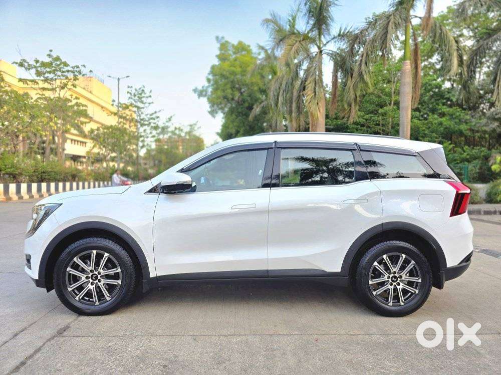 Mahindra Xuv700 2.2 Ax 7 Diesel At Luxury Pack Str, 2025, Diesel