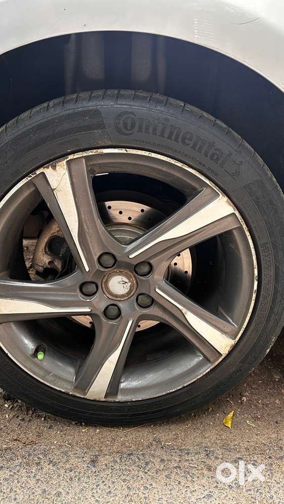 Volvo V40 Cross 2016 Diesel Variant