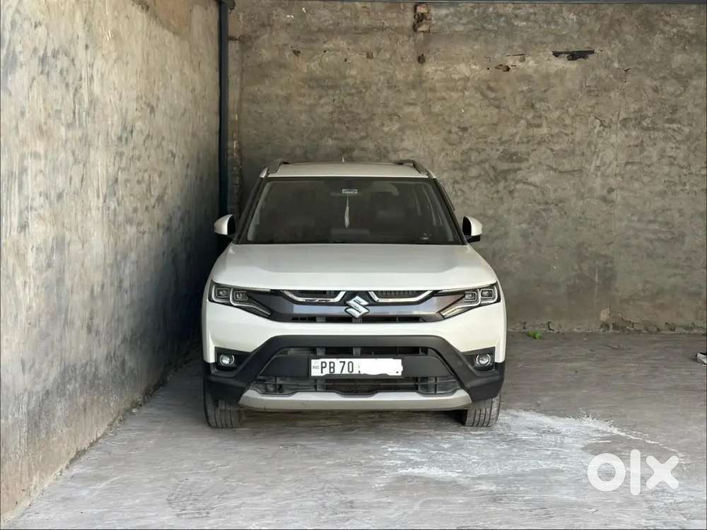 2022 Breeza Zxi Smart Hybrid