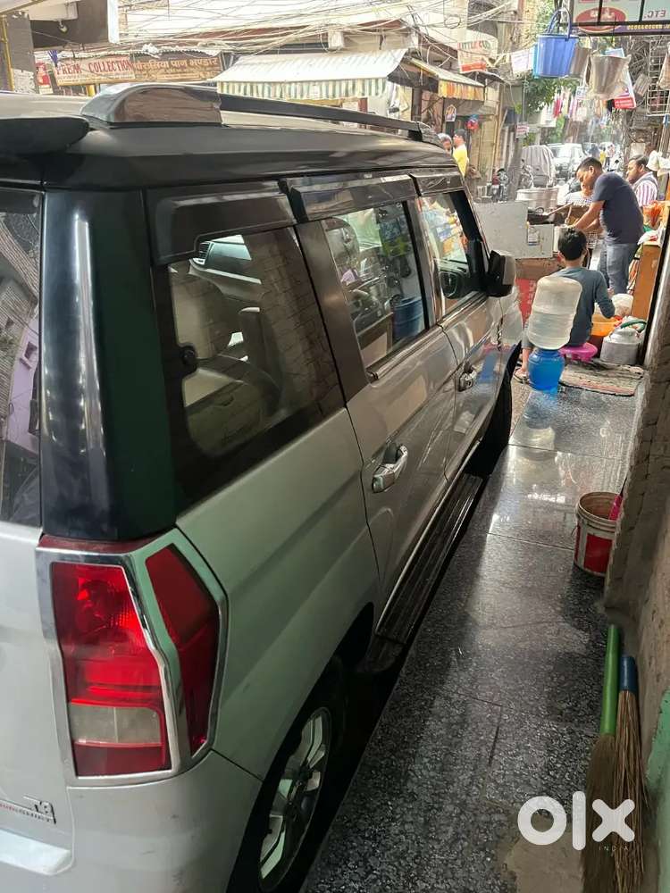Mahindra Tuv 300 Plus 2018