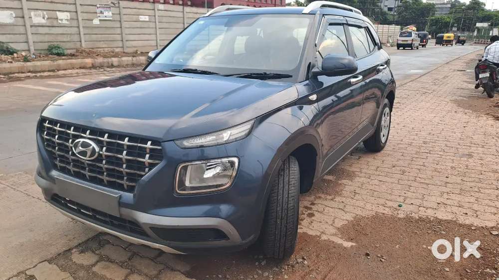 Hyundai Venue 2020 Diesel 111000 Km Driven