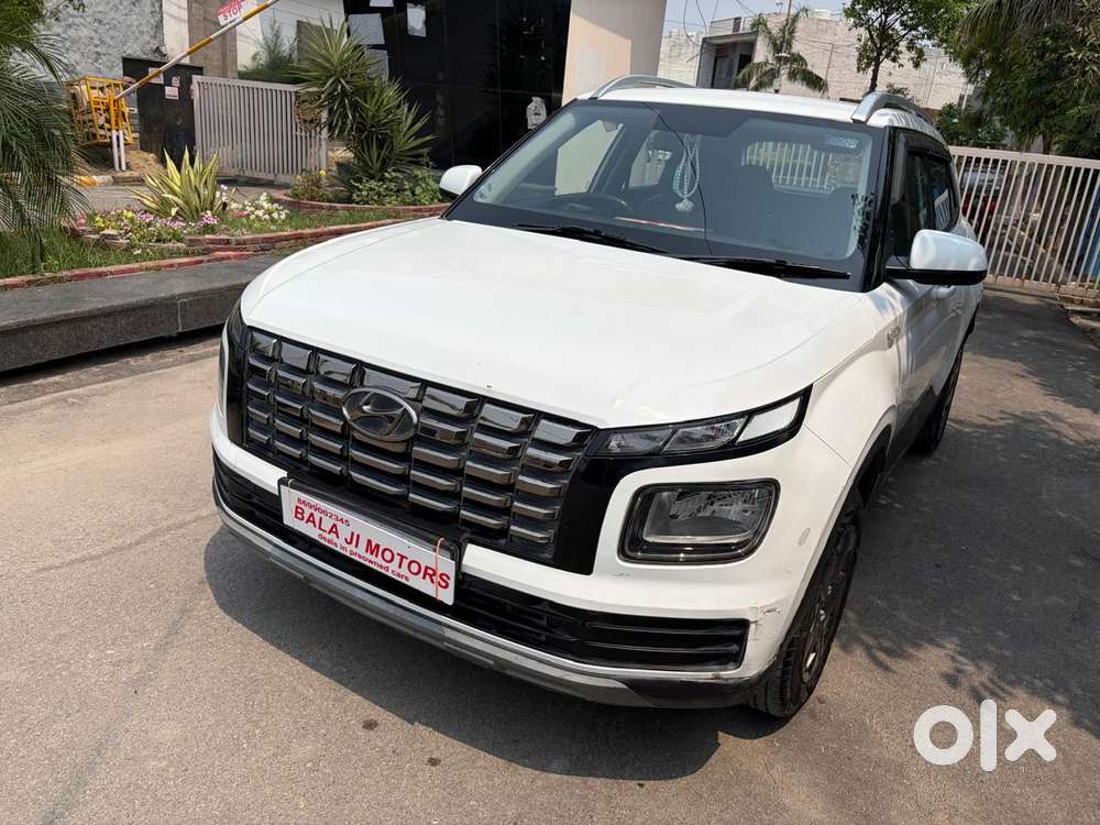 Hyundai Venue [2022-ongoing] 1.2 S, 2023, Petrol