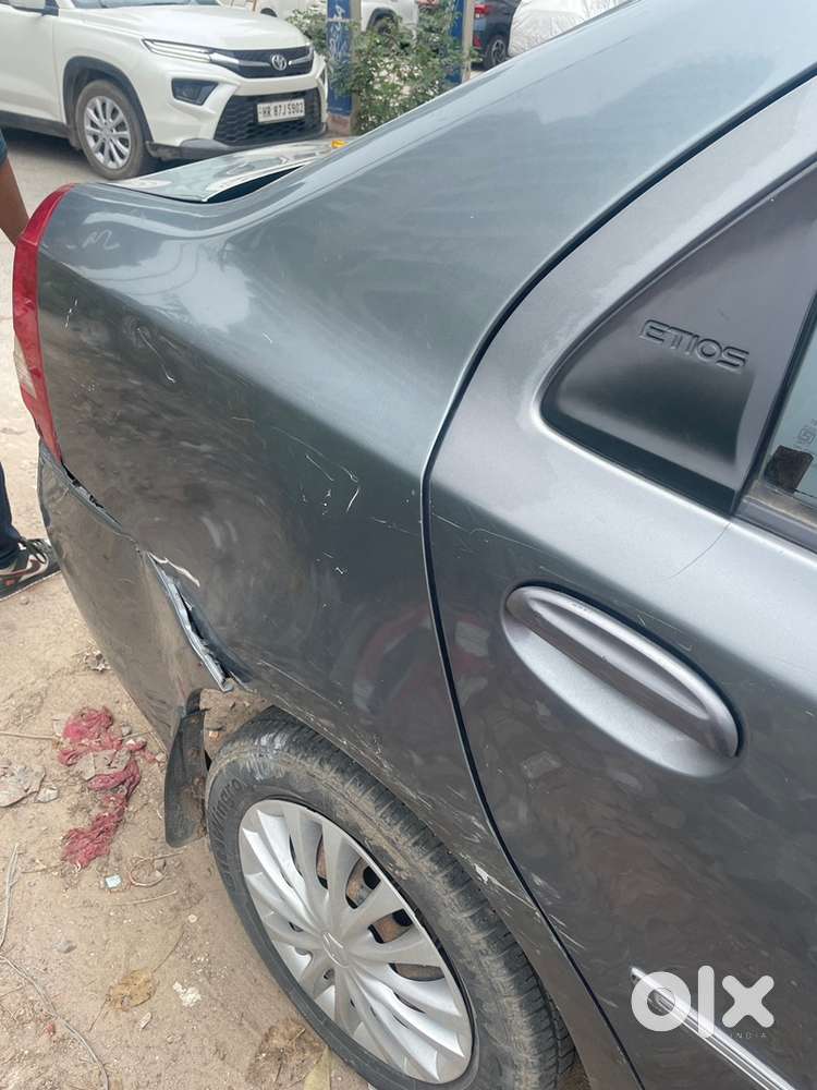 Toyota Etios Liva 2013