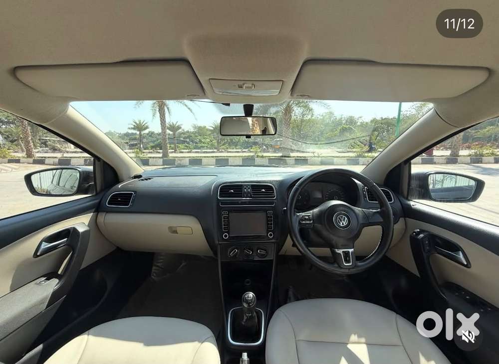 Volkswagen Polo Petrol Highline 1.6l, 2012, Petrol