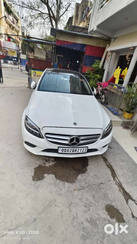 Mercedes-benz C-class 2021