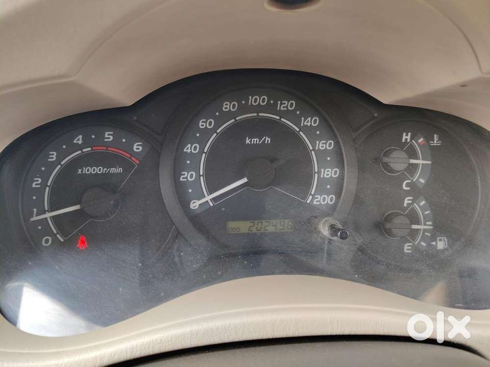 Toyota Innova 2004 Diesel Well Maintained