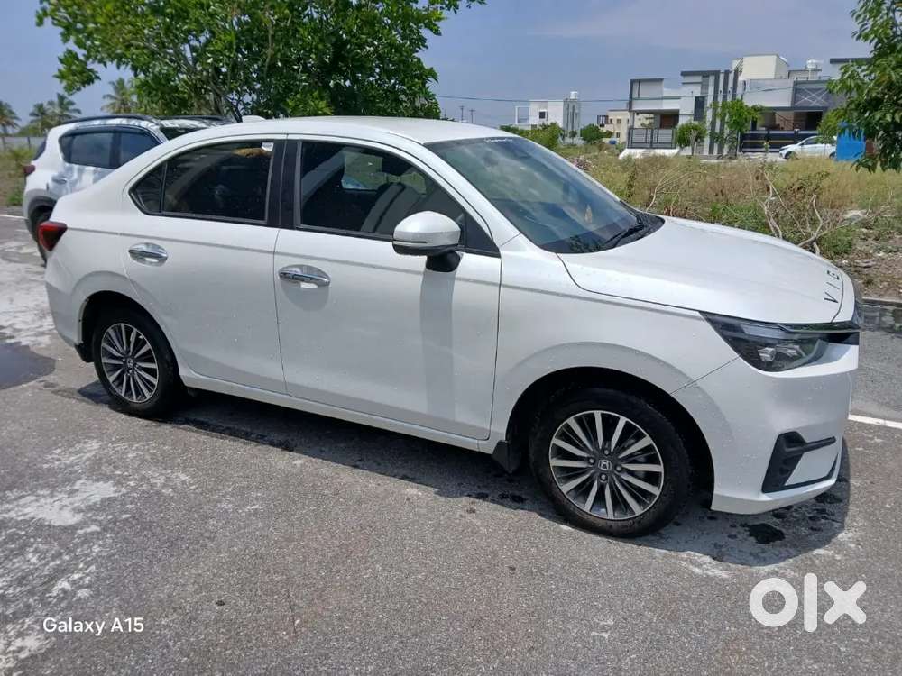 Full Option, Top End, Looks Like New,