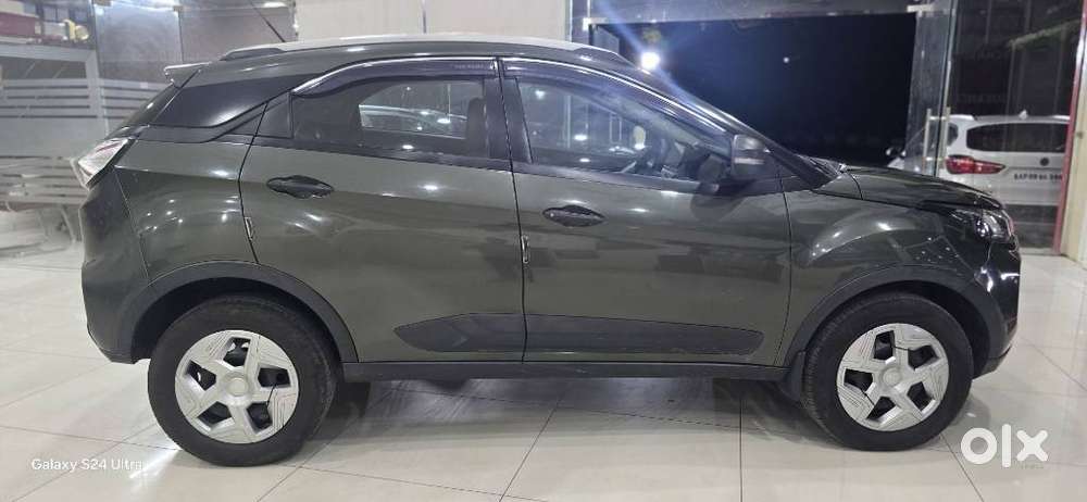 Tata Nexon 1.2 Revotron Xma Amt (s), 2021, Diesel