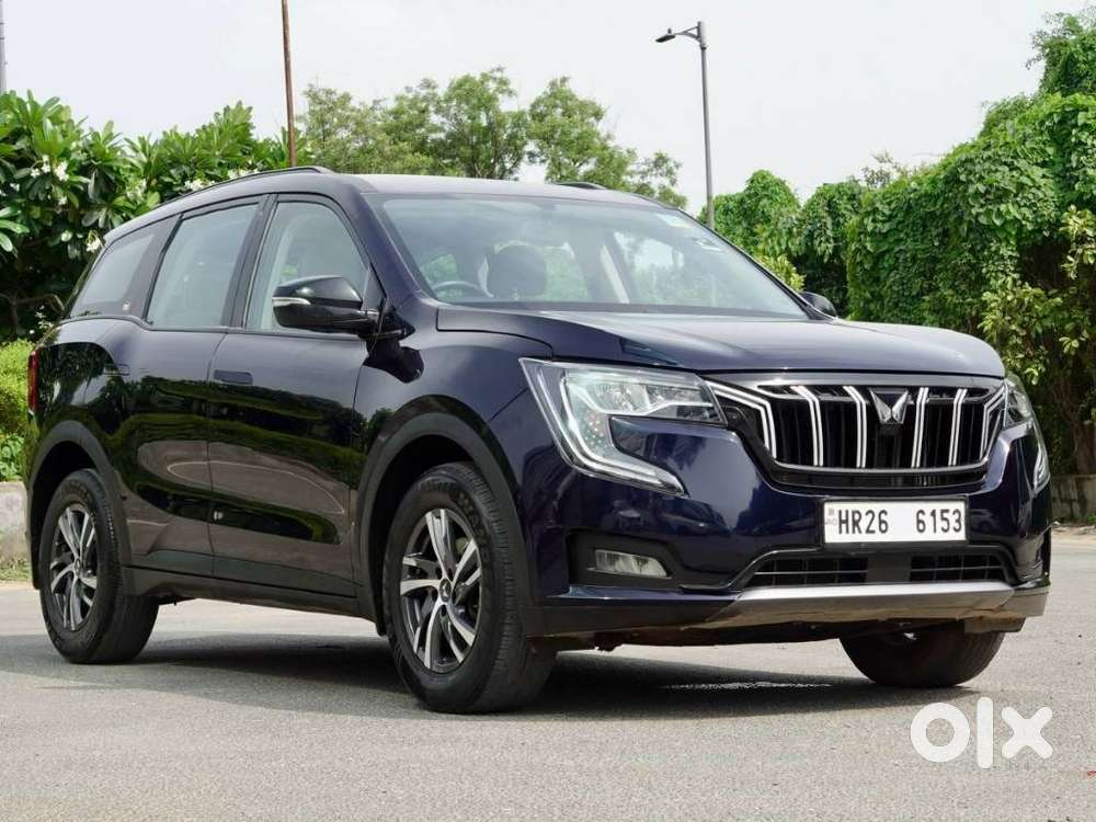 Mahindra Xuv700 2.0 Ax 5 Petrol Mt 7 Str, 2022, Petrol