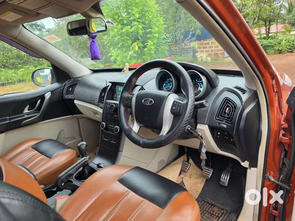 Mahindra Xuv500 W6 2016
