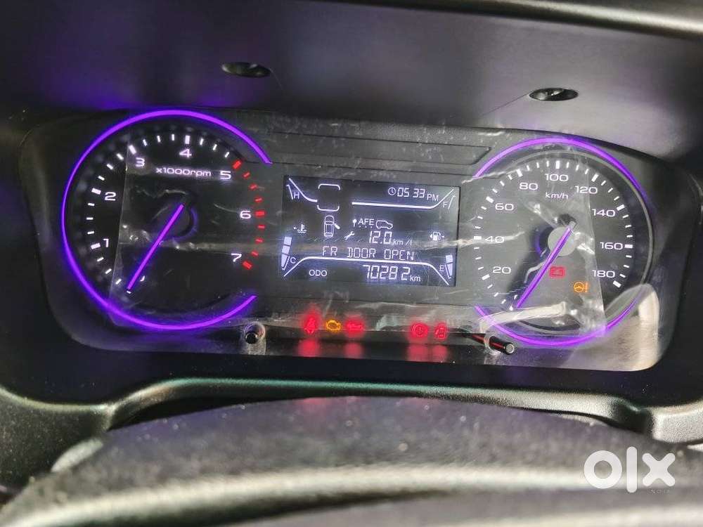 Mahindra Marazzo M4 8str, 2018, Diesel
