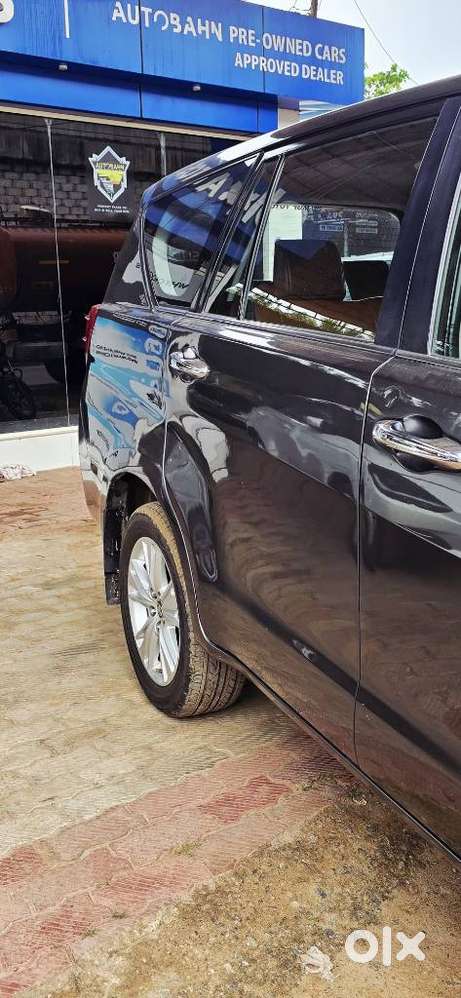 Toyota Innova Crysta 2.8z Automatic, 2018, Diesel