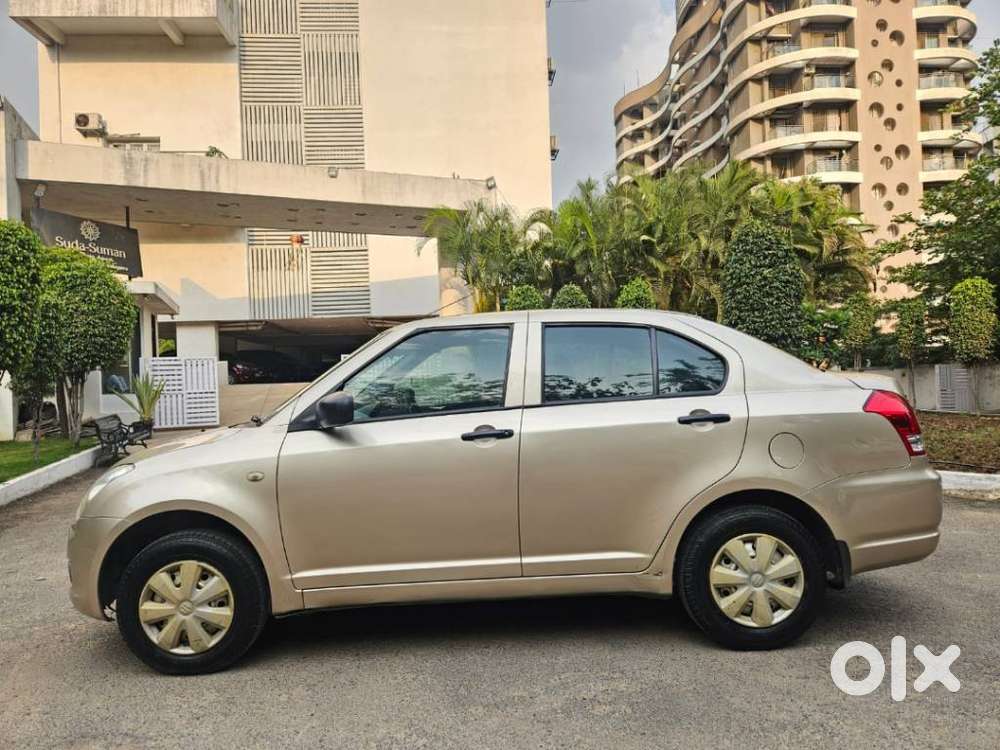 Maruti Suzuki Swift Dzire 1.2 Lxi Bsiv, 2011, Petrol