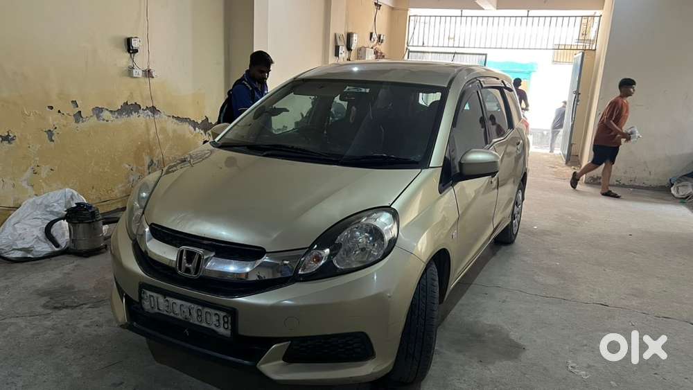 Honda Mobilio 2016 Cng & Hybrids 90000 Km Driven