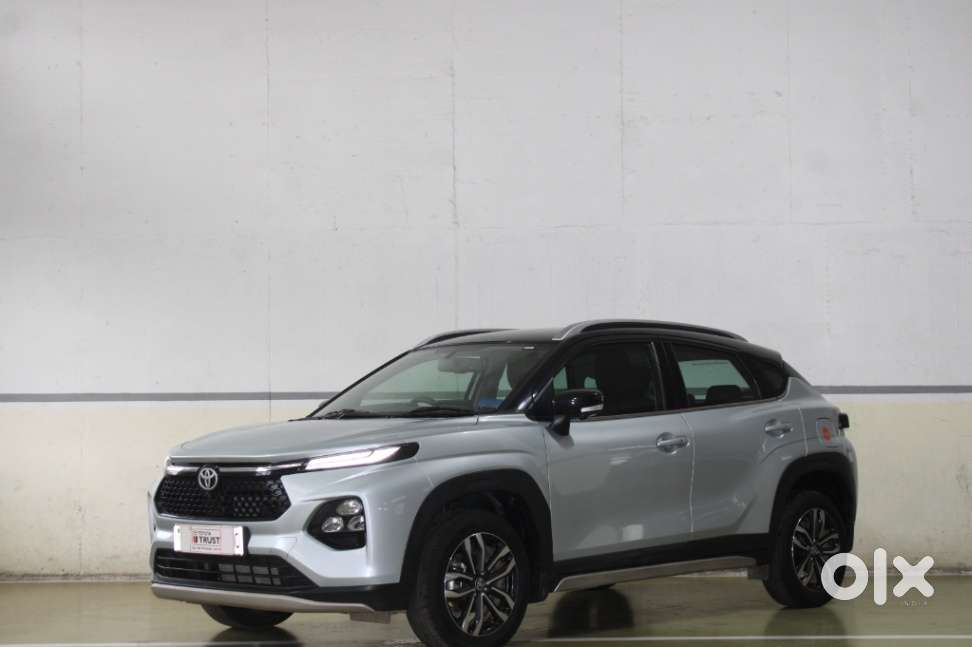 Toyota Urban Cruiser Taisor V 1.0 Petrol Mt, 2024, Petrol
