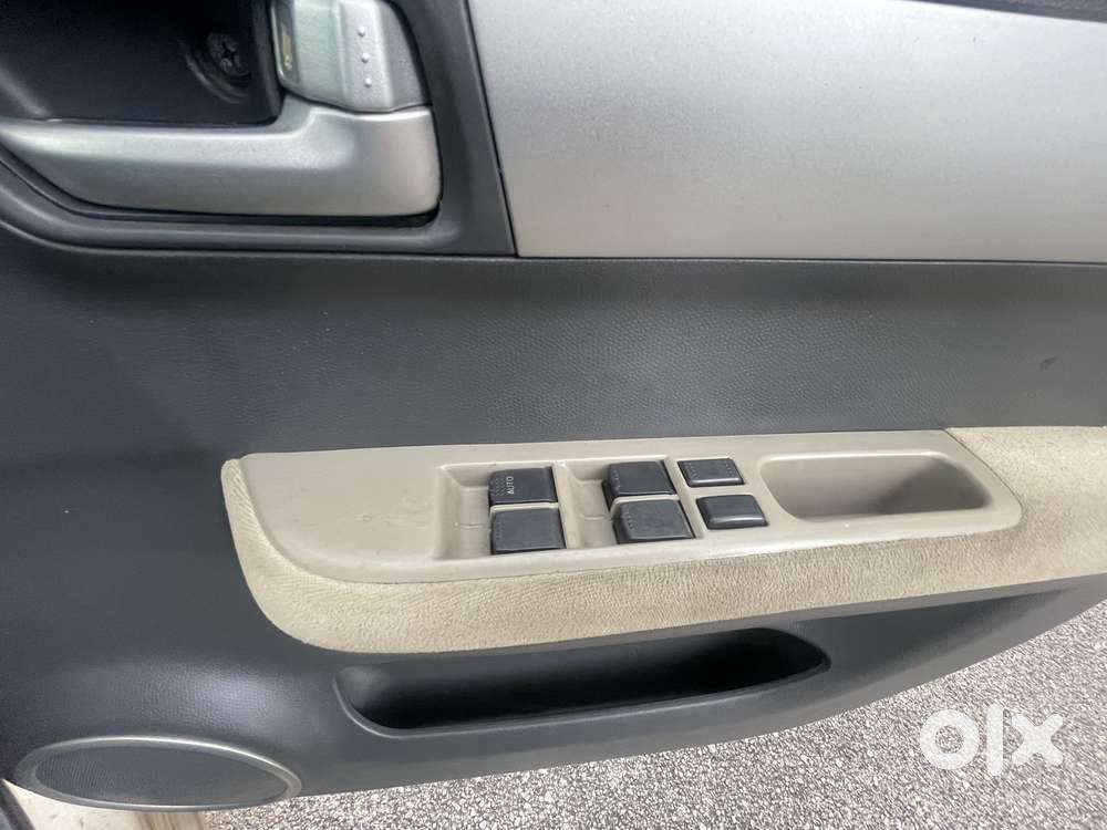 Maruti Suzuki Swift Dzire 1.3 Zxi, 2010, Petrol