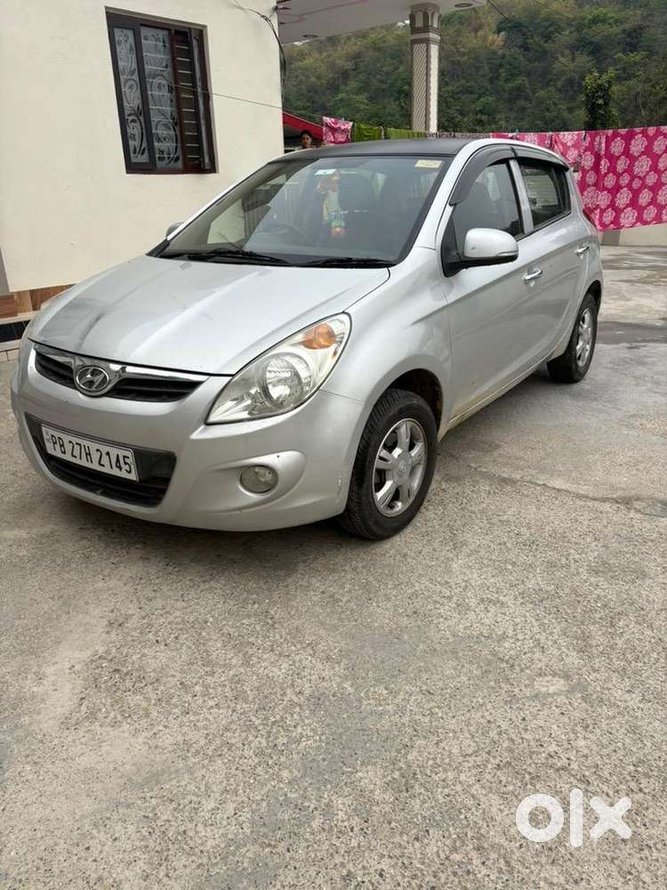 Hyundai I20 Top Model Diesel 2011  Well Maintained